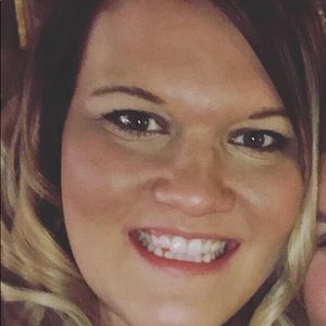 Meet your Posher, Brittney